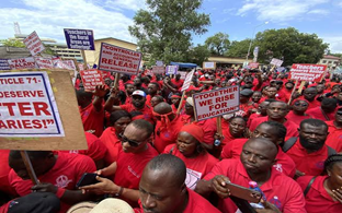 Teachers Threaten Protests Over Arrears
